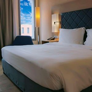 Premium King Room